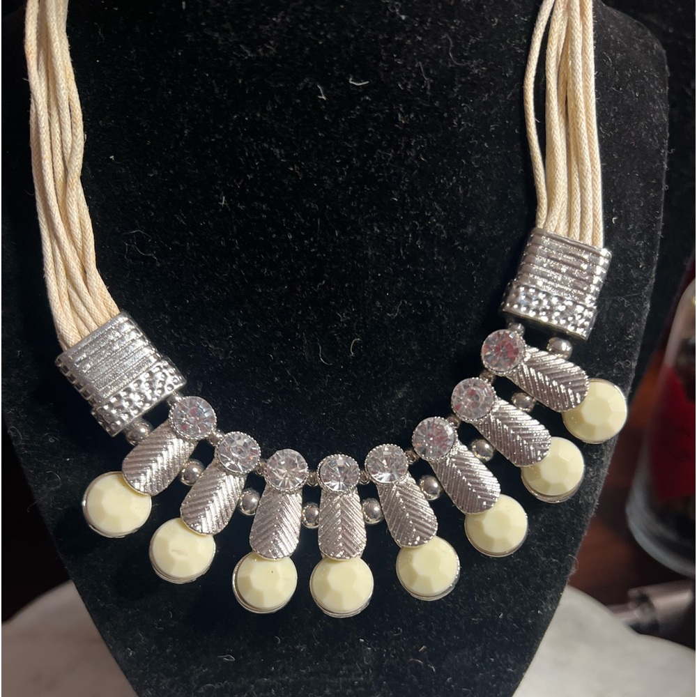 Necklace & Earring Set - Picture 6 of 6